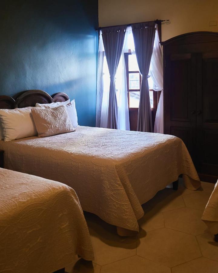 Hotel Plaza Copan Bagian luar foto