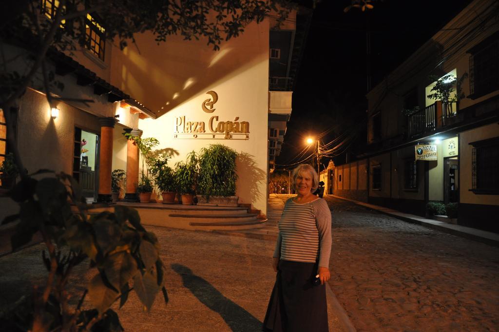 Hotel Plaza Copan Bagian luar foto